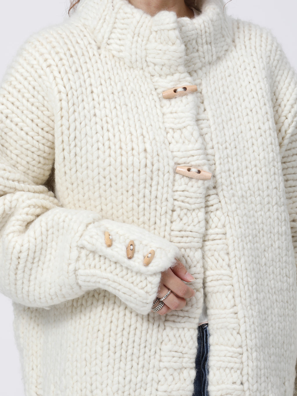 CHILLING HAND MADE SWEATER HEAVY WEIGHT WOOL YARN AM-K0309 Off white