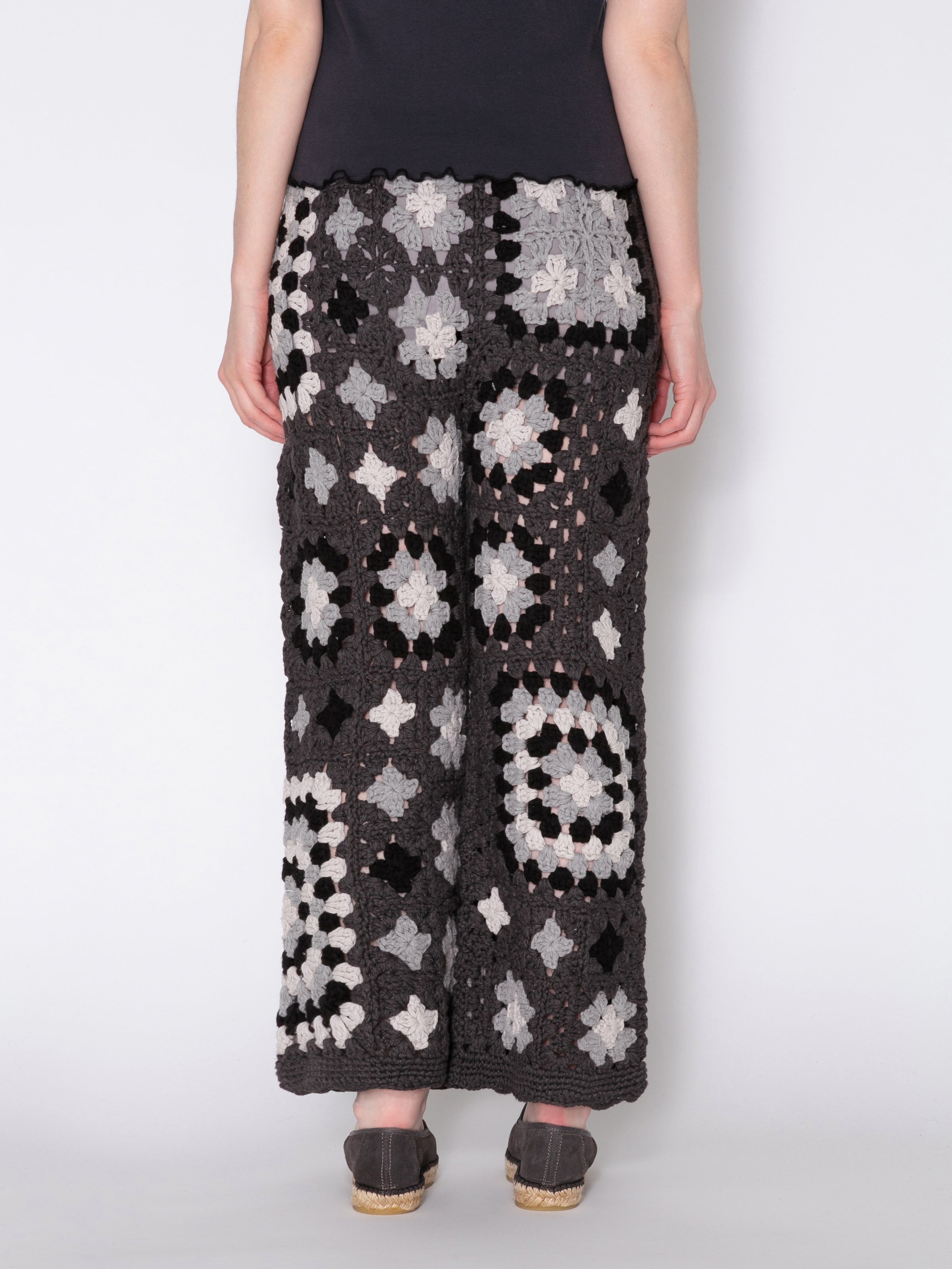 GRATEFUL PANTS C/A HAND CROCHET AM-P0004 Charcoal