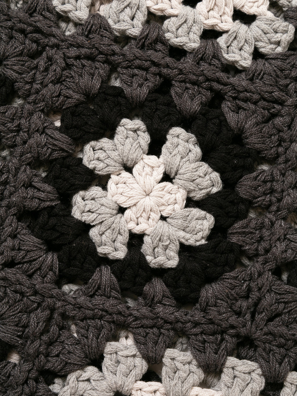 GRATEFUL SWEATER C/A HAND CROCHET AM-K0006 Charcoal